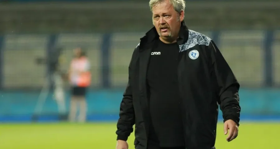 NAJTROFEJNIJI TRENER PLAVIH: Amar Osim viđen na stadionu Grbavica,  dolazi li ponovo na klupu Željezničara?